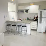 Apartamento Ubatuba-Praia Grande Locacao Lopes